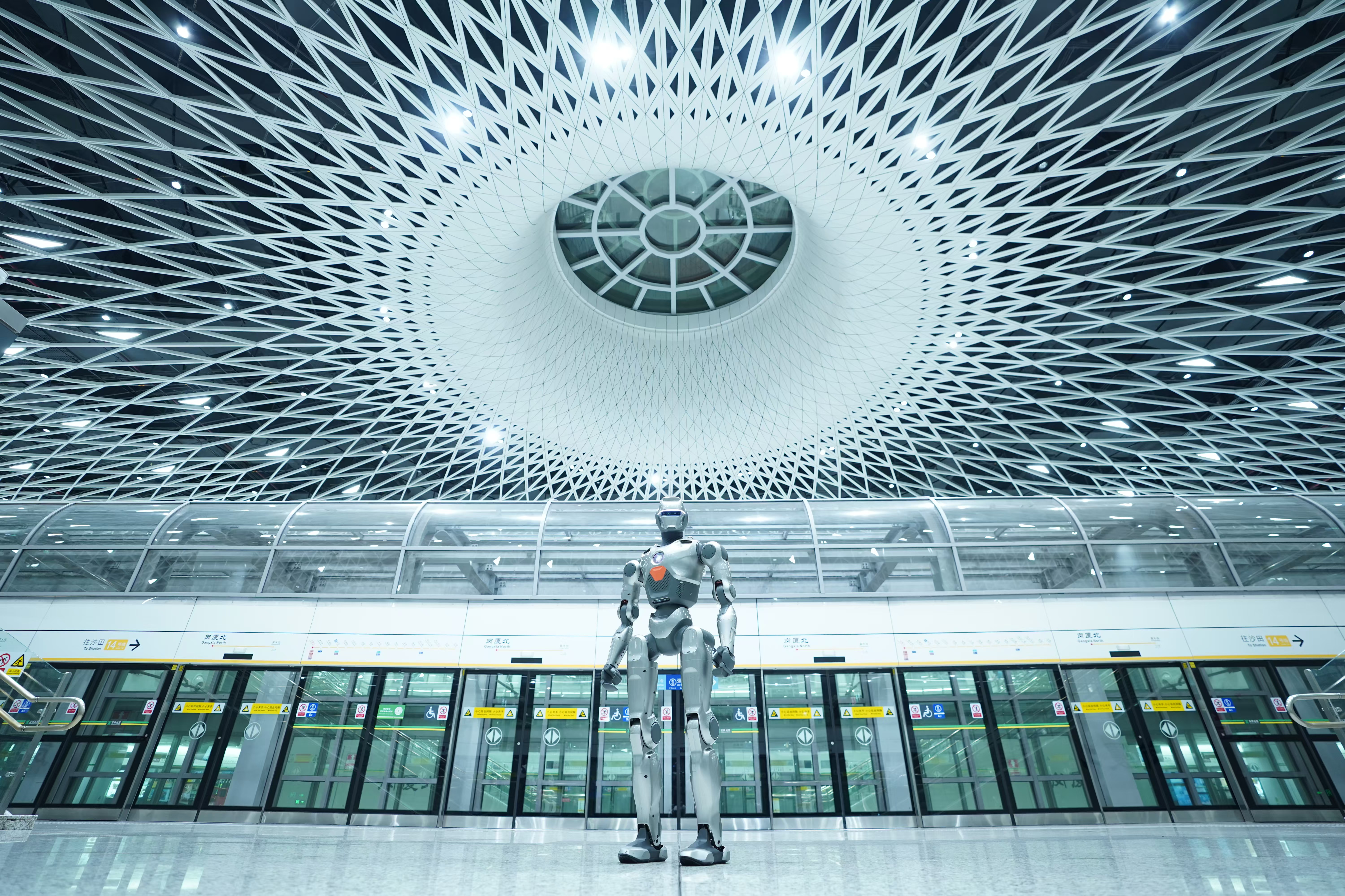 EngineAI PM01
